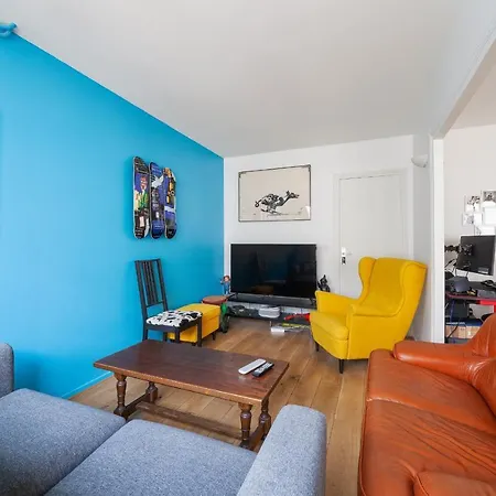 1br Apt In Montmartre, By Guestready